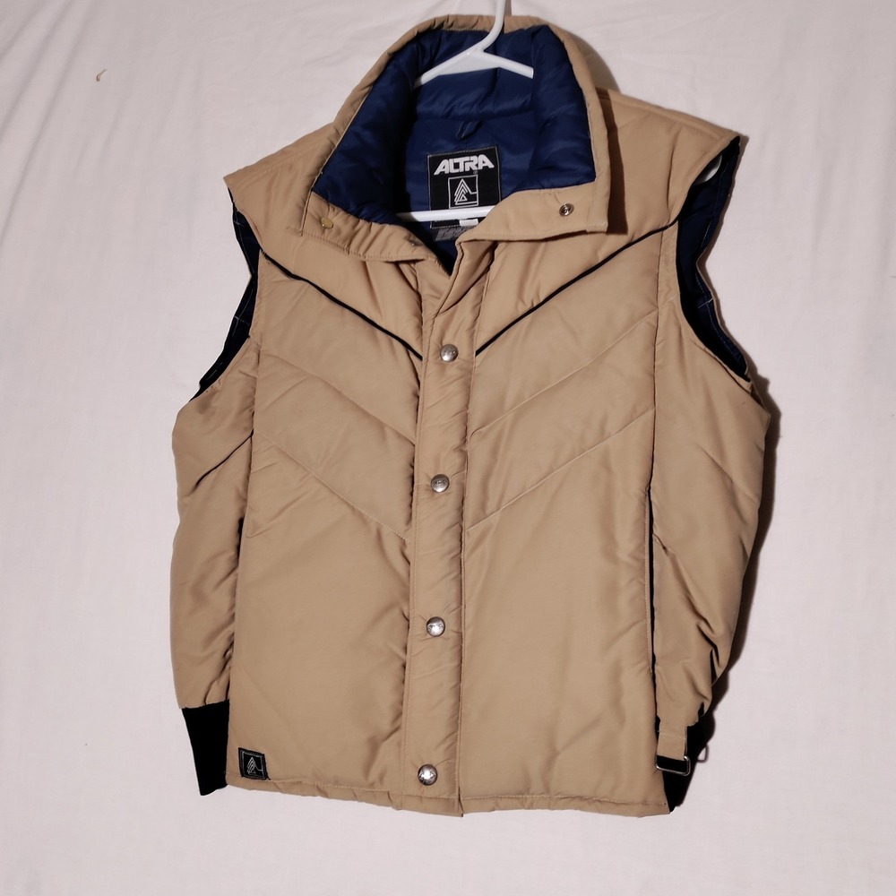VTG 80s Altra Down Puffer Vest USA Made Boulder CO men sz S - Fades